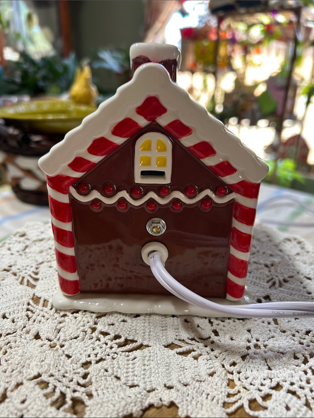 Gingerbread House Electric Wax Warmer New In Box Holidays Christmas EveryDay Use - Picture 3 of 16